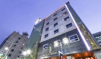Blixx Hotel Suwon Eksteriør billede